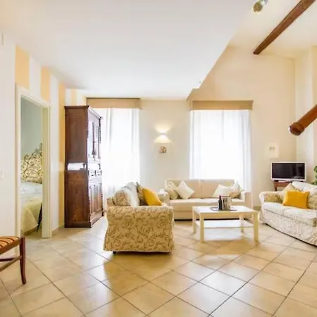 Borgo Apostoli Apartamento *
